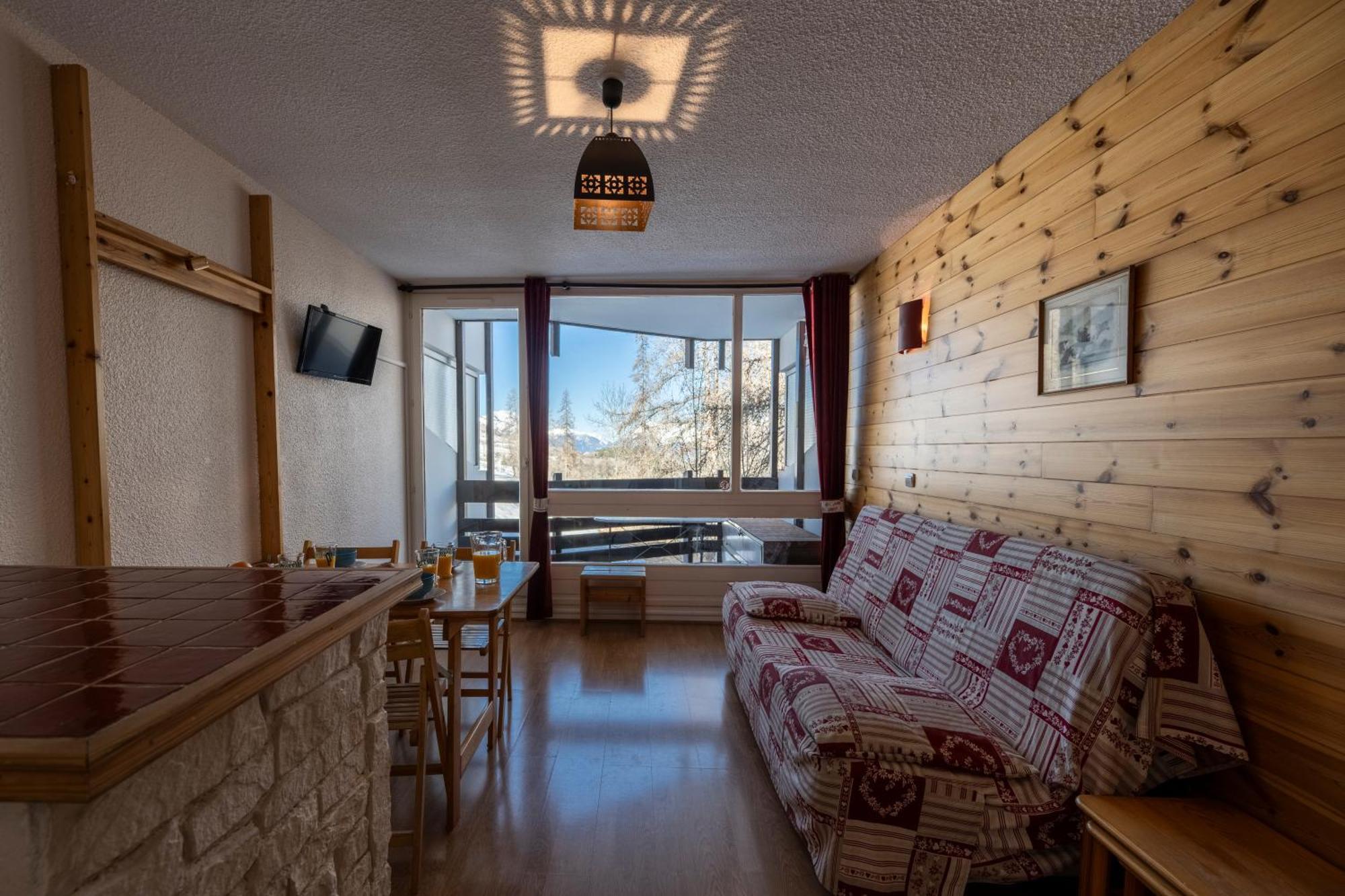Doux Crepuscule - Au Bord Des Pistes - Parking Apartamento Enchastrayes Exterior foto