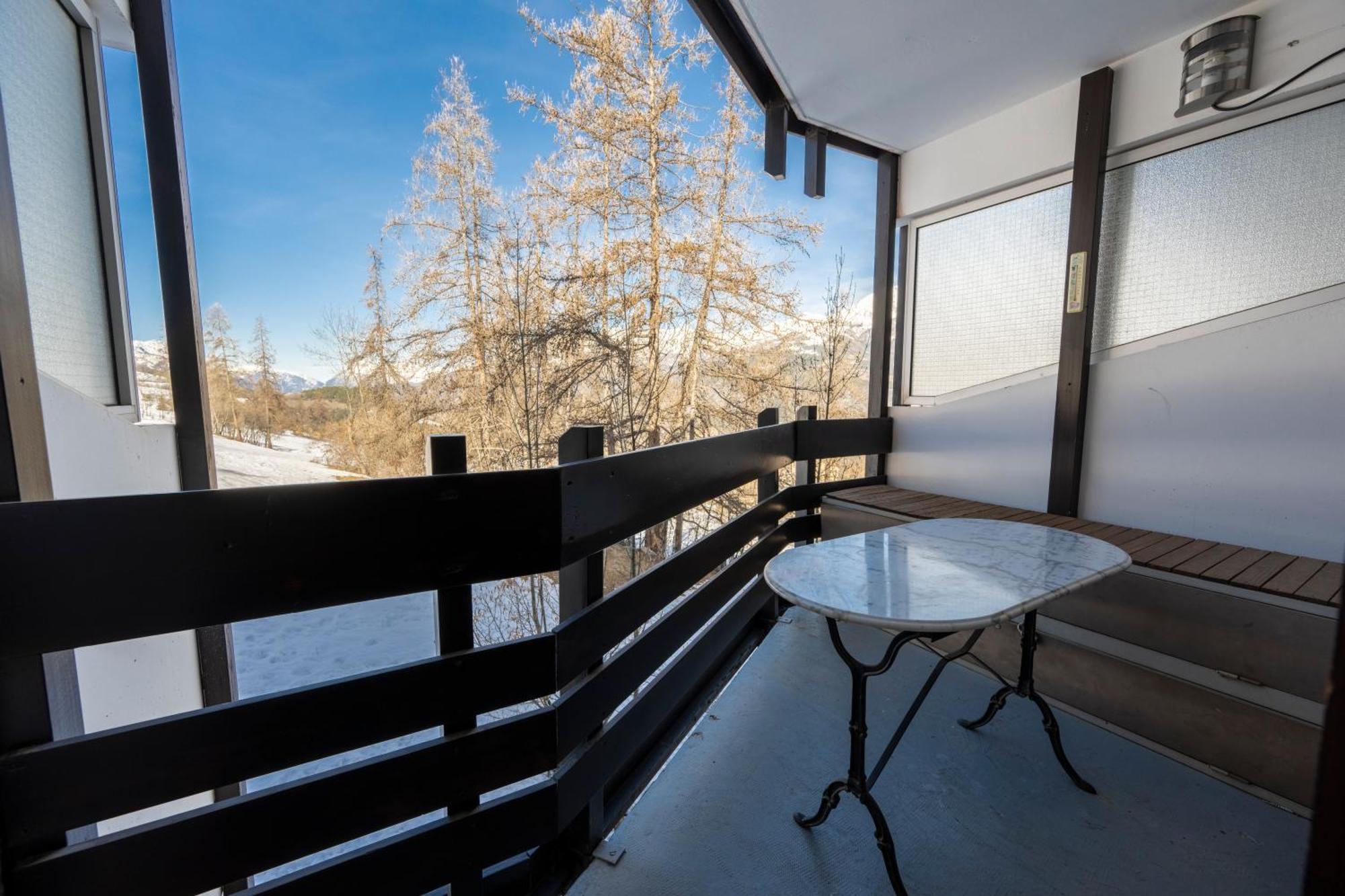 Doux Crepuscule - Au Bord Des Pistes - Parking Apartamento Enchastrayes Exterior foto