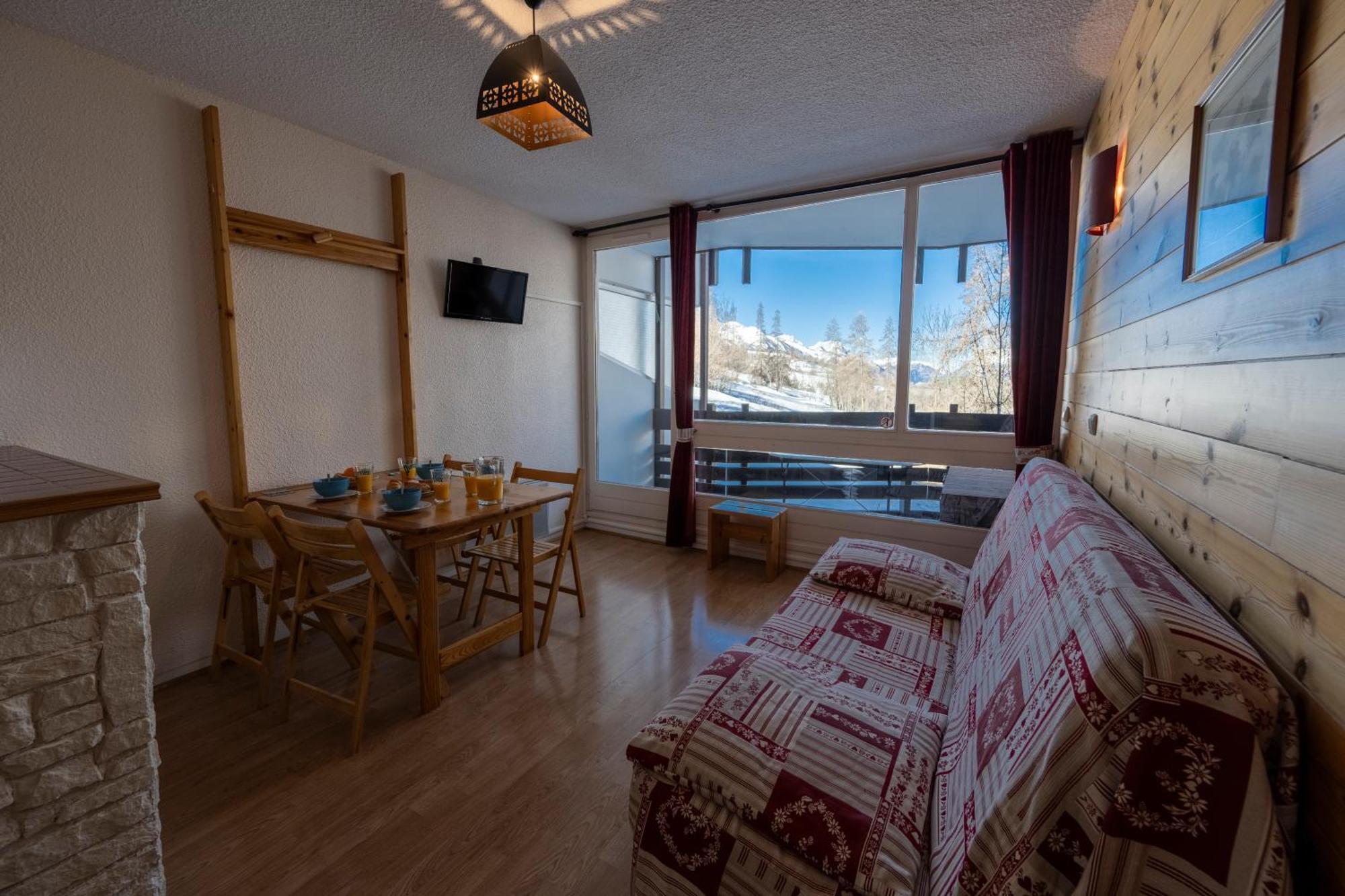 Doux Crepuscule - Au Bord Des Pistes - Parking Apartamento Enchastrayes Exterior foto